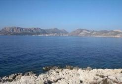 Yunanistan'ın adımları uluslararası antlaşma ve hukuka aykırı