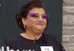 Ayşe Hanımın kirpikleri olay oldu!