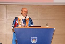 Prof. Dr. Ahmet Şahin kimdir? Acıbadem Mehmet Ali Aydınlar Üniversitesi Rektörü Prof. Dr. Ahmet Şahin’in biyografisi…