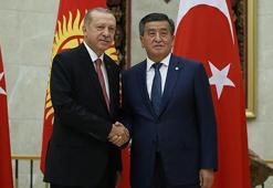 Cumhurbaşkanı Erdoğan, Kırgızistan Cumhurbaşkanı ile telefonda görüştü