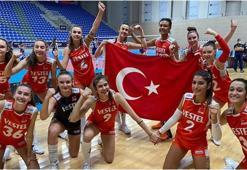 17 Yaş Altı Kız Milli Voleybol Takımı, Avrupa ikincisi oldu
