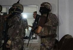 Adana’da şafak vakti narkotik operasyonu