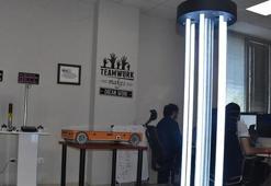 Kovid'ten korunmak için  'temassız' dezenfeksiyon robotu geliştirdiler