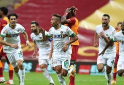 Rıdvan Dilmen yenilen gollerde Fatih Öztürk'ü hatalı buldu