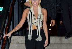 Miley Cyrus şaşırttı: UFO tarafından kovalandım