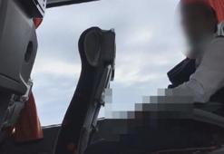 Genç kız otobüsteki tacizi görüntüledi