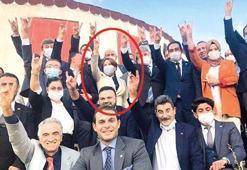 MHP’den İYİ Parti’ye bozkurt işareti tepkisi: Rezalet!