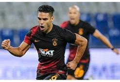 Ne Drogba ne Elmander! Falcao başka