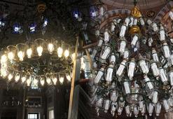 Laleli Camii'nde ampul tartışması! İlber Ortaylı da tepki gösterdi