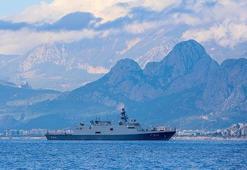 Kınalıada korveti Antalya'da: Görenleri hayran bıraktı