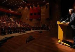 Bakan Akar: Bu gerçekten terbiyesizliktir, ahlaksızlıktır