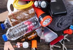 Deprem sonrası battaniye ve çanta satışları patladı