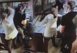 Kadın kargo paketi kapısına çıkartılmadı diye ortalığı birbirine kattı!