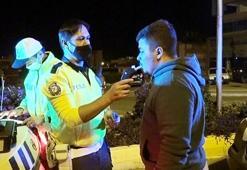 Alkolmetreyi üfleyemeyince polis, 'Balona üfler gibi üfle' diye tarif verdi