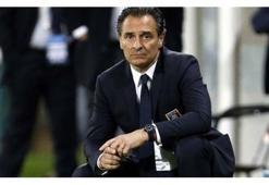 Cesare Prandelli eski takımına geri döndü