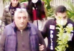Sahte raporla komşusunun dairelerini sattı