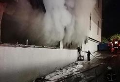 Kocaeli'de silah fabrikasında yangın!  3 saatte kontrol altına alındı