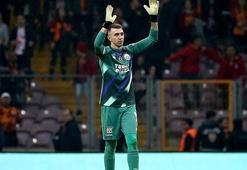 Muslera'nın Harun Tekin mesajı dikkat çekti