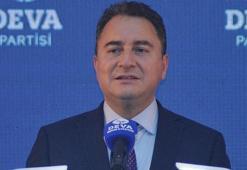 Ali Babacan eleştirilerin hedefi oldu! Delikanlıca...