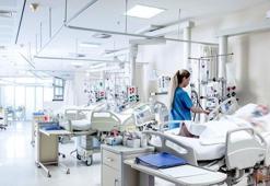 Yüz binlerce sağlık çalışanına müjde! Flaş ücret kararı...