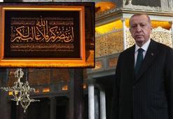 Cumhurbaşkanı Erdoğan Ayasofya Camisi'ne hat tablosu bağışladı