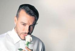 Cem Adrian'dan yeni klip