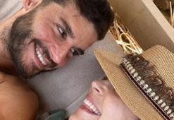 Yıldız Çağrı Atiksoy'dan sevgilisi Berk Oktay'a destek!