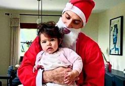 Caner Yıldırım, Noel Baba kılığına girdi