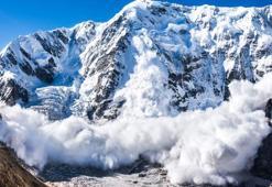 Afganistan'da çığ 4 can aldı