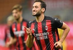 Hakan Çalhanoğlu kimdir? O Ses Türkiye Yılbaşı’nda sahne alacak olan Hakan Çalhanoğlu kaç yaşında, nereli?