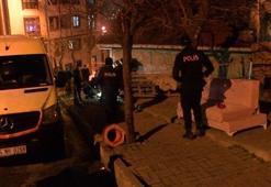 Kağıthane'de sokak ortasında silahlı saldırıya uğradı!