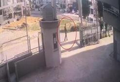 Evlerin kapı kilitlerini çalıyordu! Evinde yakalandı