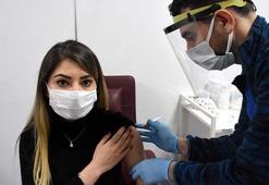 Aşı yaptıran sağlık çalışanı sayısı 650 bini geçti