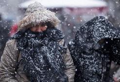 Kar İstanbul'a geliyor! Meteoroloji uyardı, saat verildi