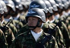 Japonya alarma geçti! Orduya vurma yetkisi verildi