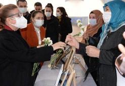 Bakan Pekcan Diyarbakır annelerini ziyaret etti