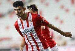 Eintracht Frankfurt'tan bir bomba daha