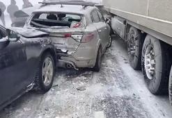 Rusya'da zincirleme kaza! 20 araç birbirine girdi