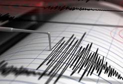 İzmir'de korkutan deprem! AFAD ve Kandilli son depremler listesi...