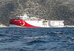Oruç Reis gemisi Demre açıklarına demirledi