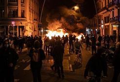 İspanya'da ortalık savaş alanına döndü! Her yeri yakıp yıktılar