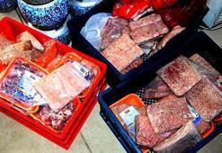 İnsanlara yedireceklerdi! Markete baskın yapıldı, tam 250 kilo...