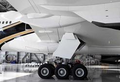 Japon hava yolu firmaları, Boeing 777'lerin kullanımını durduruyor