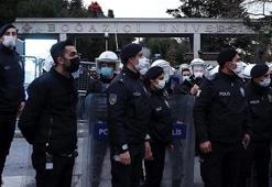 Kabe fotoğrafının yere serilmesi soruşturması: 3 yıla kadar hapis istemi
