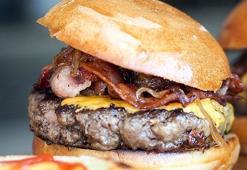 "Fast food çocuklarda demir eksikliğine neden oluyor"