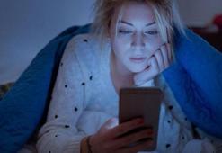 'Mavi ışık' uyarısı: Uyku döngüsünü bozabilir