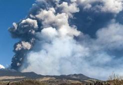İtalya'da Etna yanardağı yeniden harekete geçti