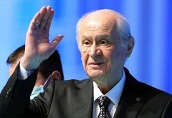 MHP lideri Bahçeli yeniden genel başkan seçildi