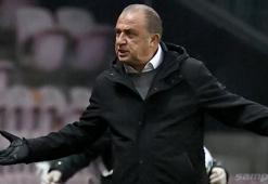 Fatih Terim'den öğrencilerine yaylım ateşi