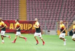 Galatasaray'da iki yıldıza uyarı